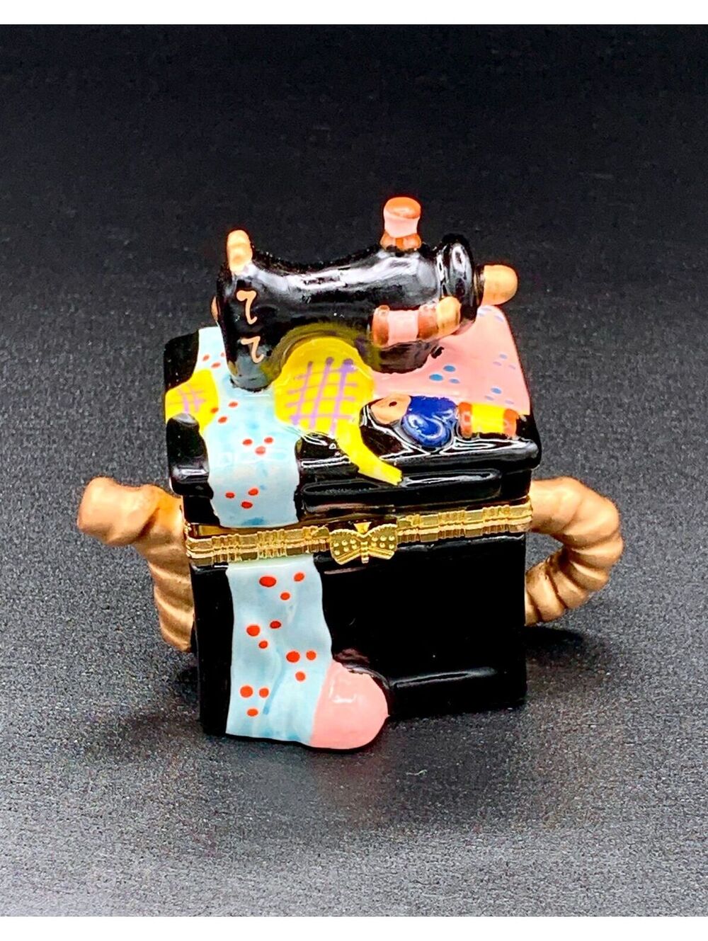 Charming Ceramic Sewing Machine Trinket Box with Colorful Design